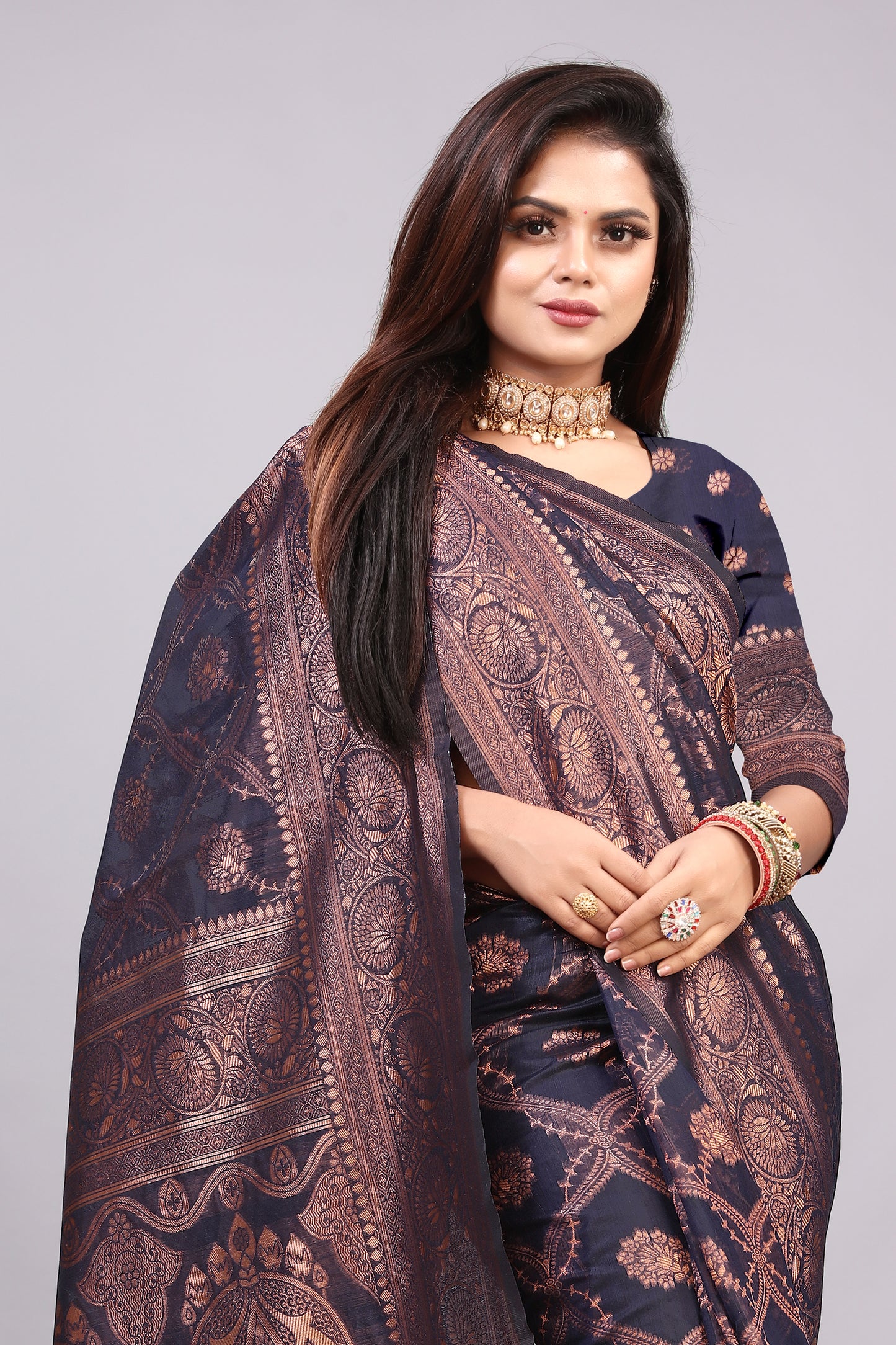 Delightful Exclusive Attractive Designer Bollywood Saree For Women Soft Lichi Silk saree with Rich Pallu & Meenakari with Weaving Border ( Rapair Leriya 02 - Nevy Blue )