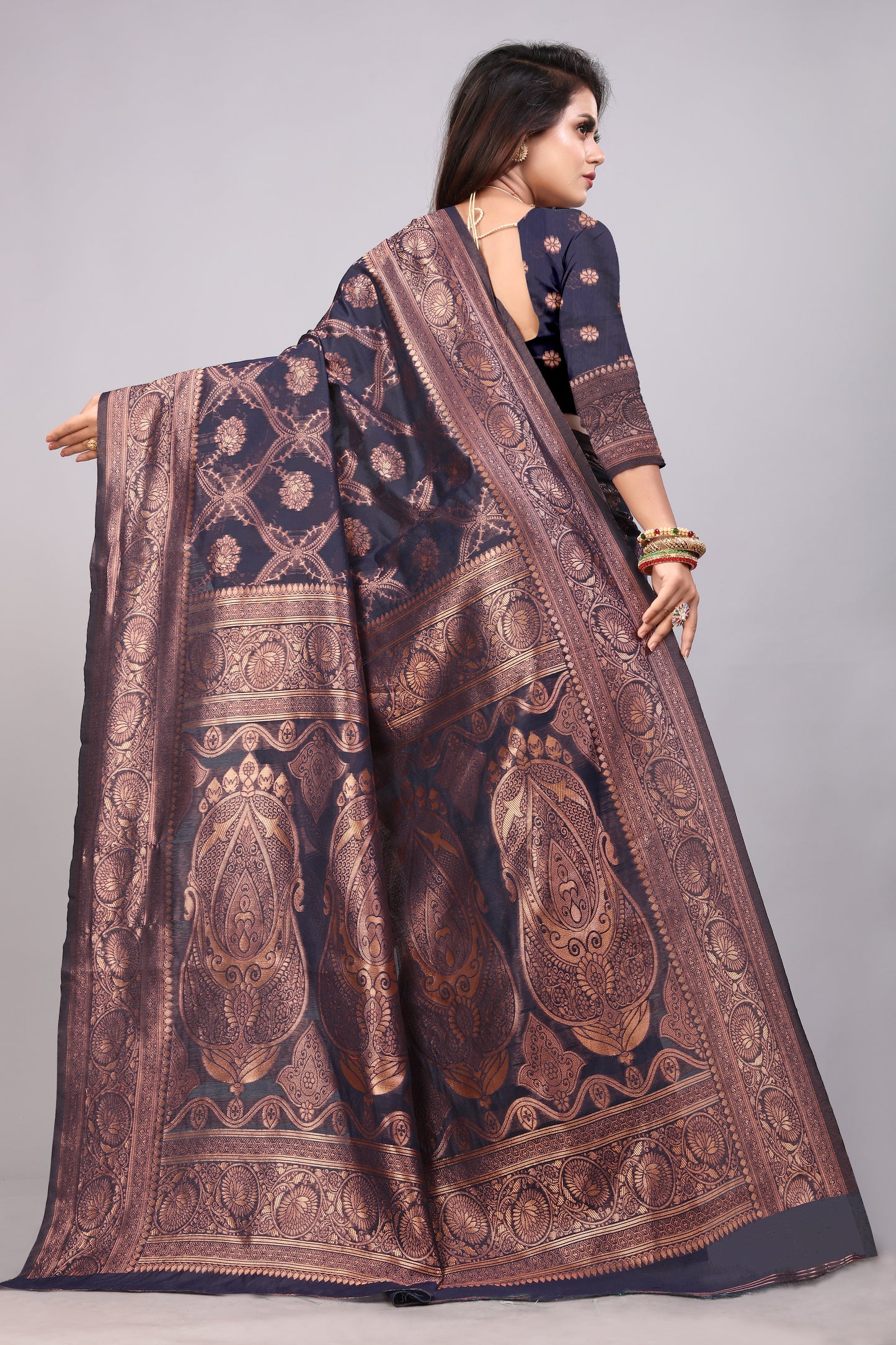 Delightful Exclusive Attractive Designer Bollywood Saree For Women Soft Lichi Silk saree with Rich Pallu & Meenakari with Weaving Border ( Rapair Leriya 02 - Nevy Blue )
