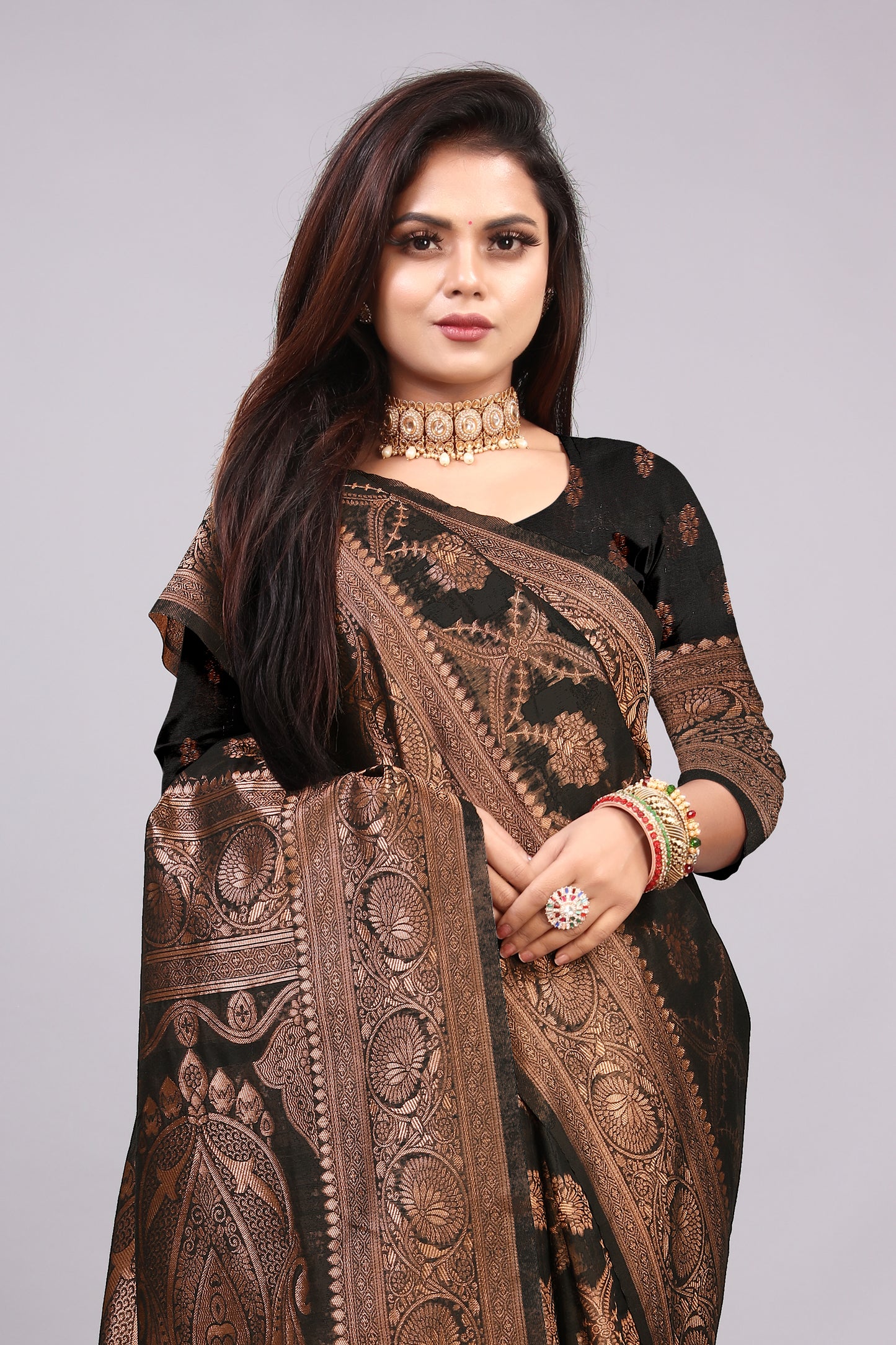 Delightful Exclusive Attractive Designer Bollywood Saree For Women Soft Lichi Silk saree with Rich Pallu & Meenakari with Weaving Border ( Rapair Leriya 02 - Black )
