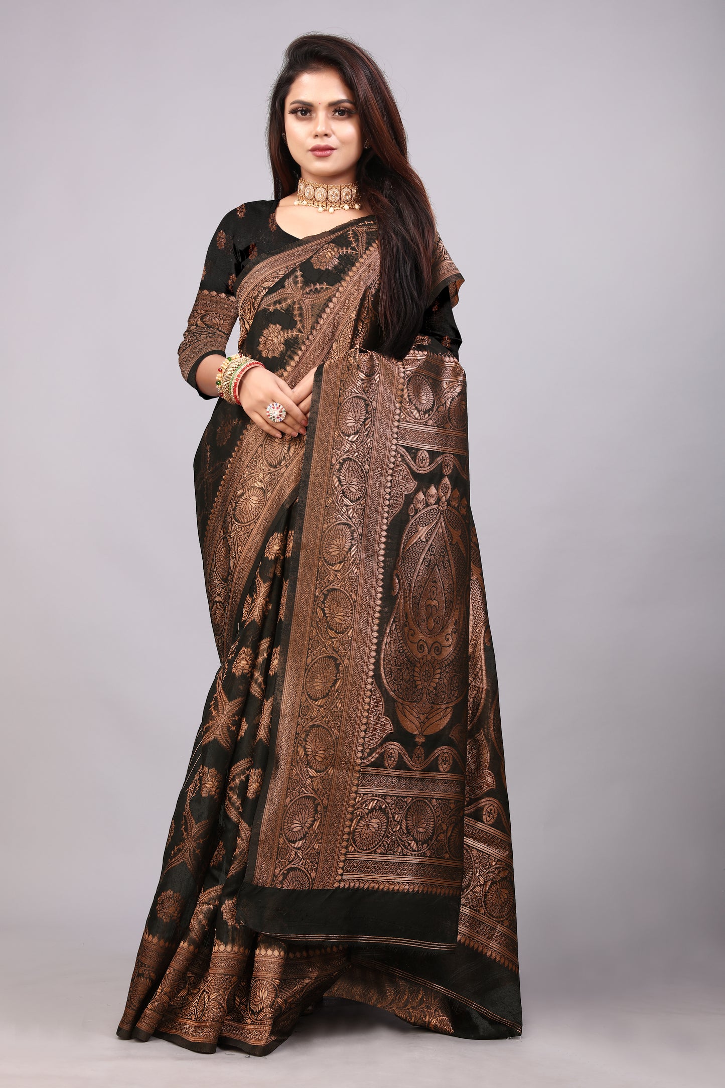 Delightful Exclusive Attractive Designer Bollywood Saree For Women Soft Lichi Silk saree with Rich Pallu & Meenakari with Weaving Border ( Rapair Leriya 02 - Black )