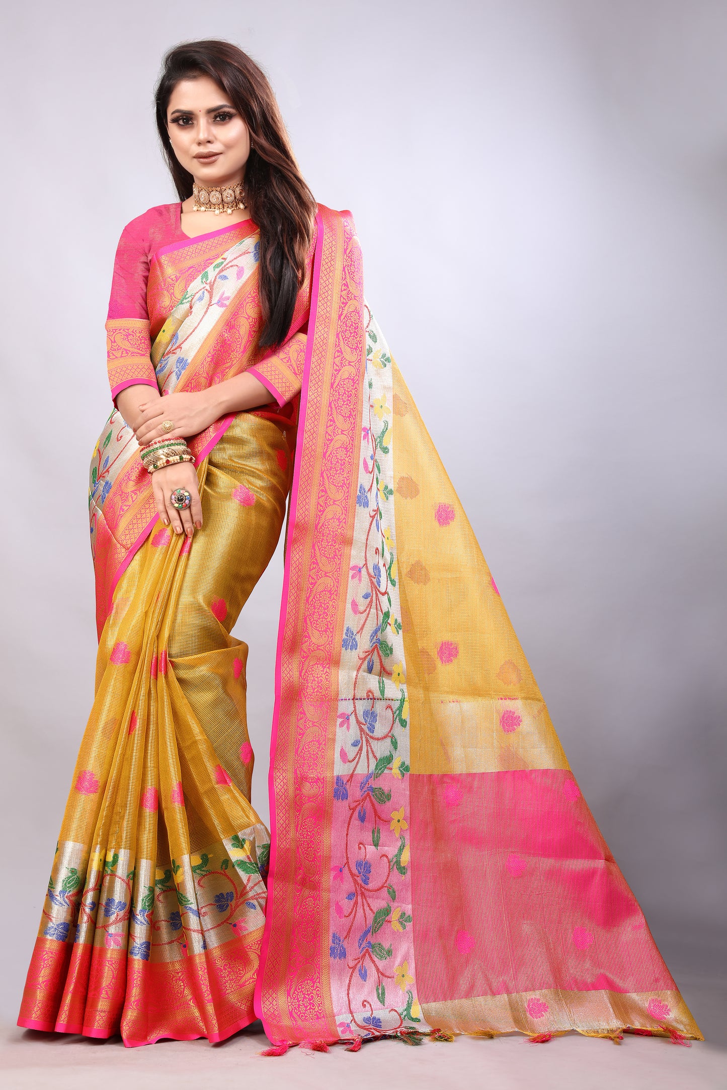 Delightful Exclusive Attractive Designer Bollywood Saree For Women Soft Lichi Silk saree with Rich Pallu & Meenakari with Weaving Border ( Gold Chaki - Pink )