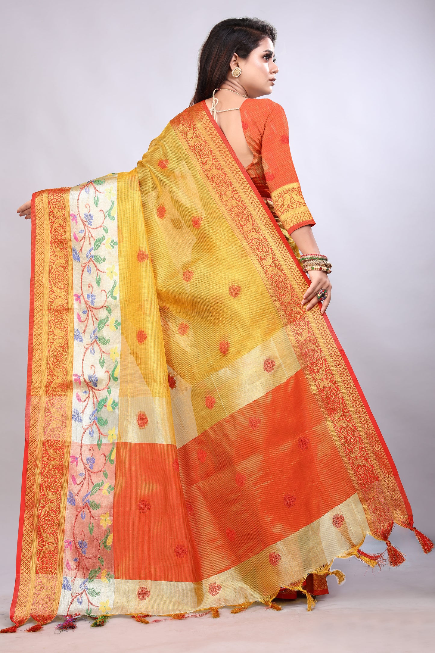 Delightful Exclusive Attractive Designer Bollywood Saree For Women Soft Lichi Silk saree with Rich Pallu & Meenakari with Weaving Border ( Gold Chaki - Orange )