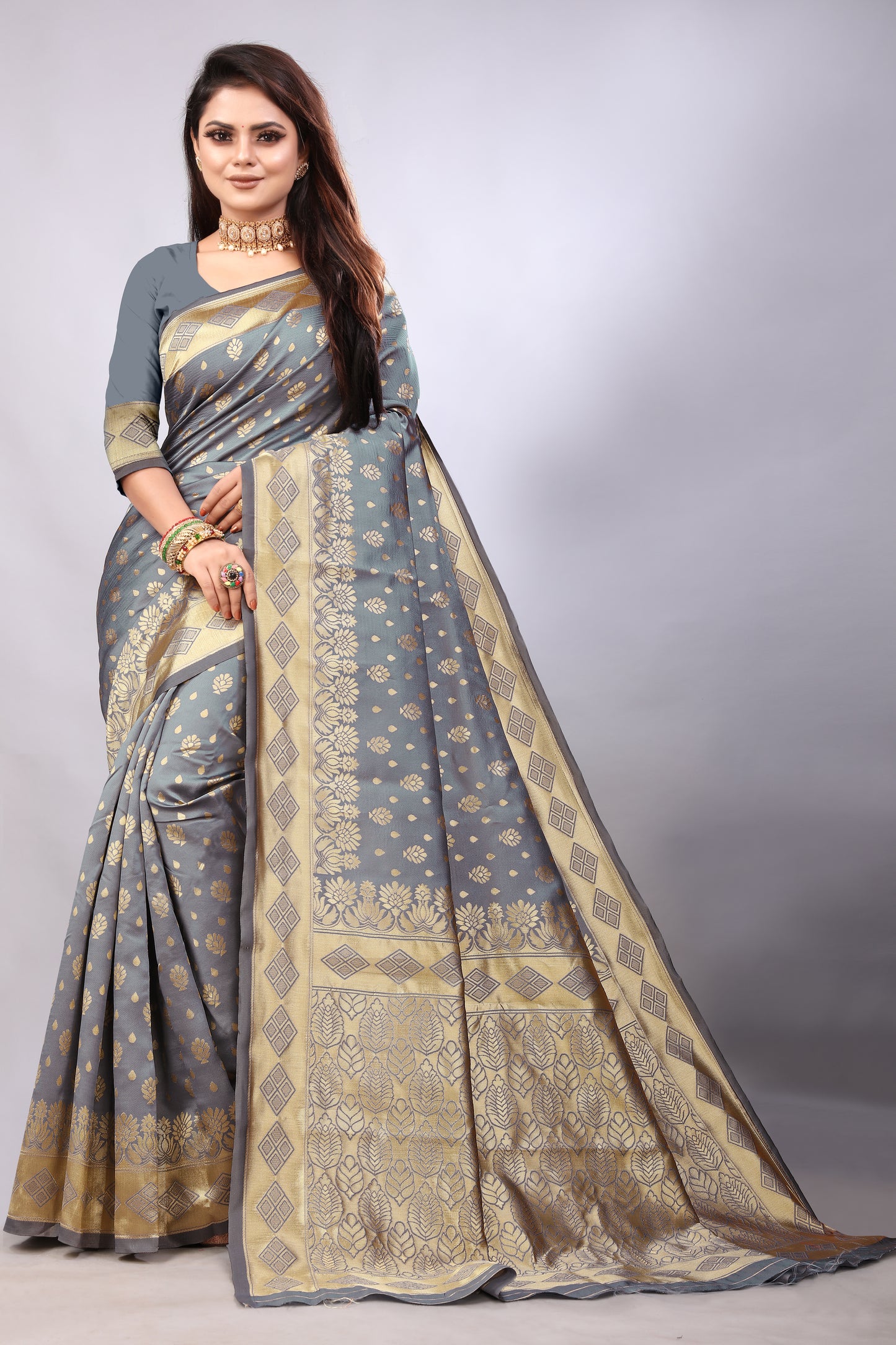 Delightful Exclusive Attractive Designer Bollywood Saree For Women Soft Lichi Silk saree with Rich Pallu & Meenakari with Weaving Border ( Gold Chaki - Grey )