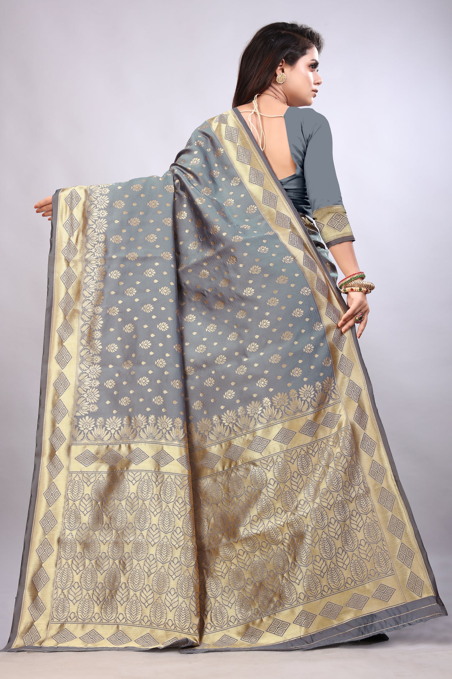 Delightful Exclusive Attractive Designer Bollywood Saree For Women Soft Lichi Silk saree with Rich Pallu & Meenakari with Weaving Border ( Gold Chaki - Grey )