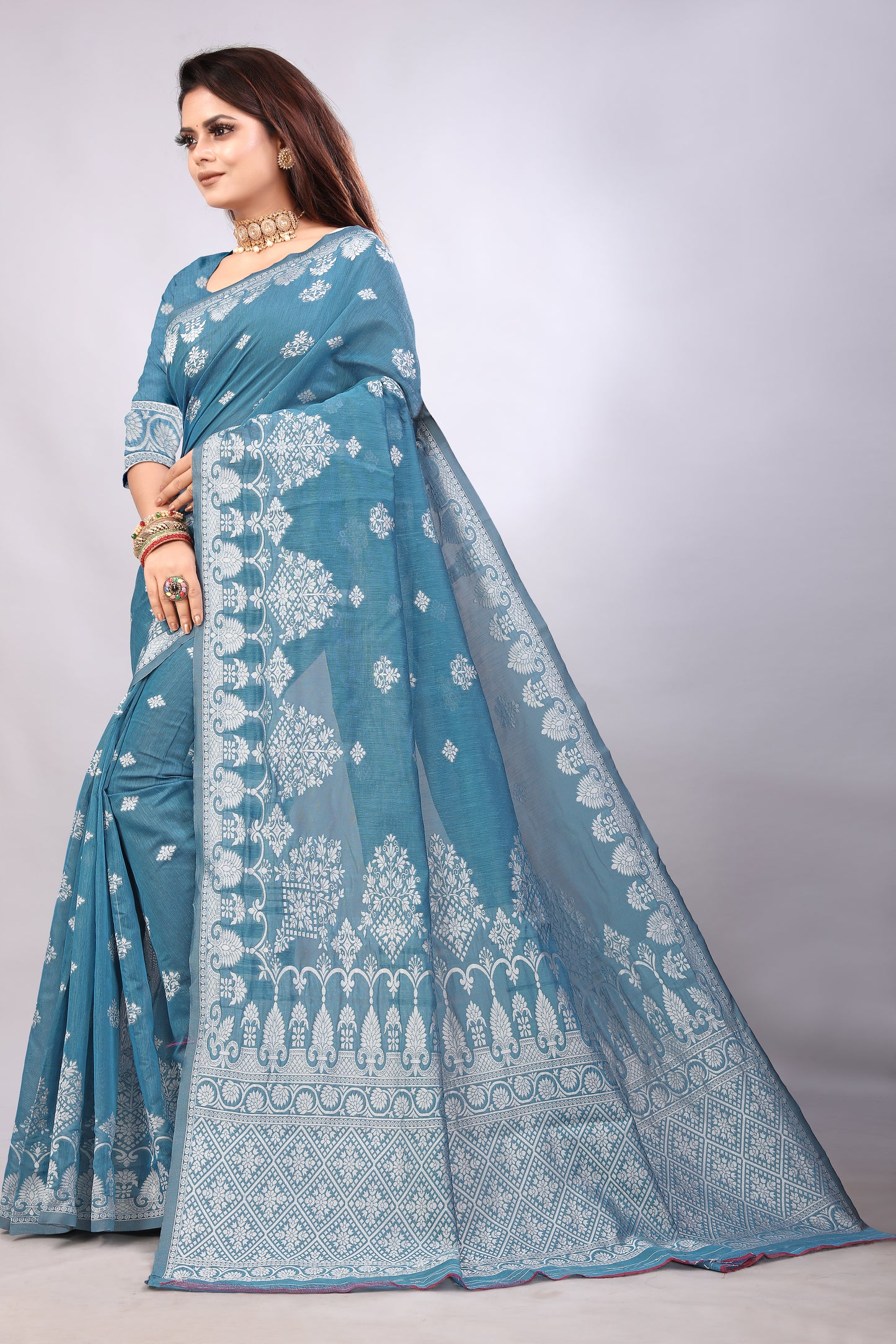 Delightful Exclusive Attractive Designer Bollywood Saree For Women Soft Lichi Silk saree with Rich Pallu & Meenakari with Weaving Border ( Rapair Flower - Blue )