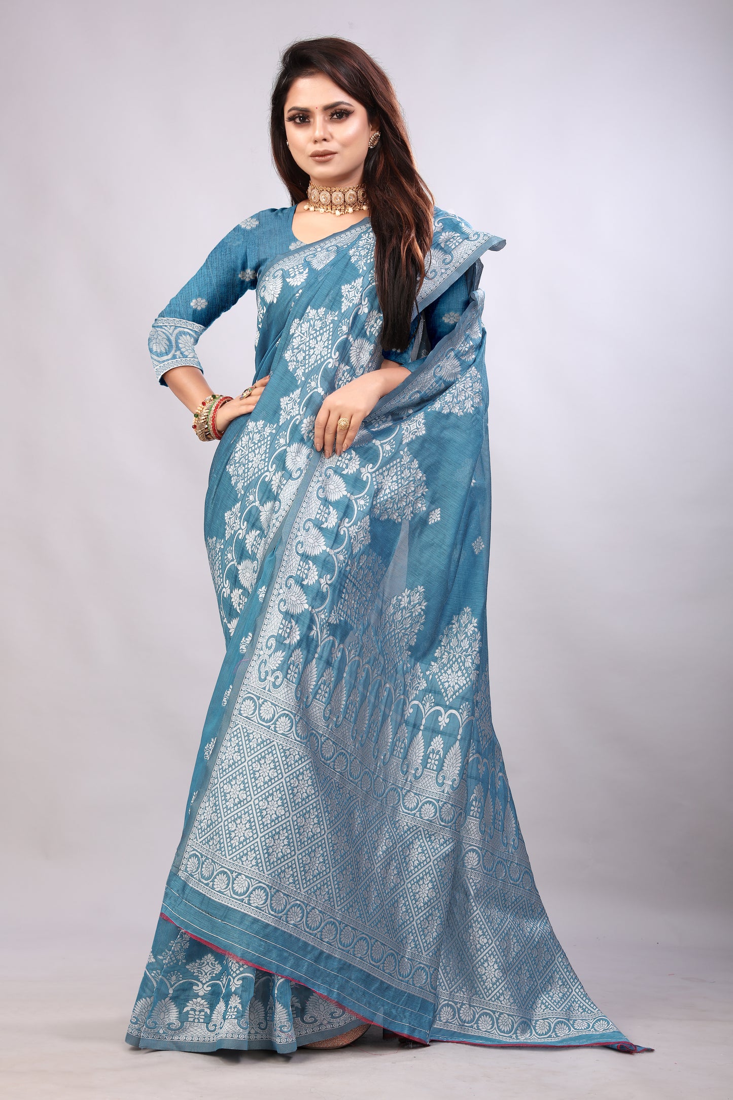 Delightful Exclusive Attractive Designer Bollywood Saree For Women Soft Lichi Silk saree with Rich Pallu & Meenakari with Weaving Border ( Rapair Flower - Blue )