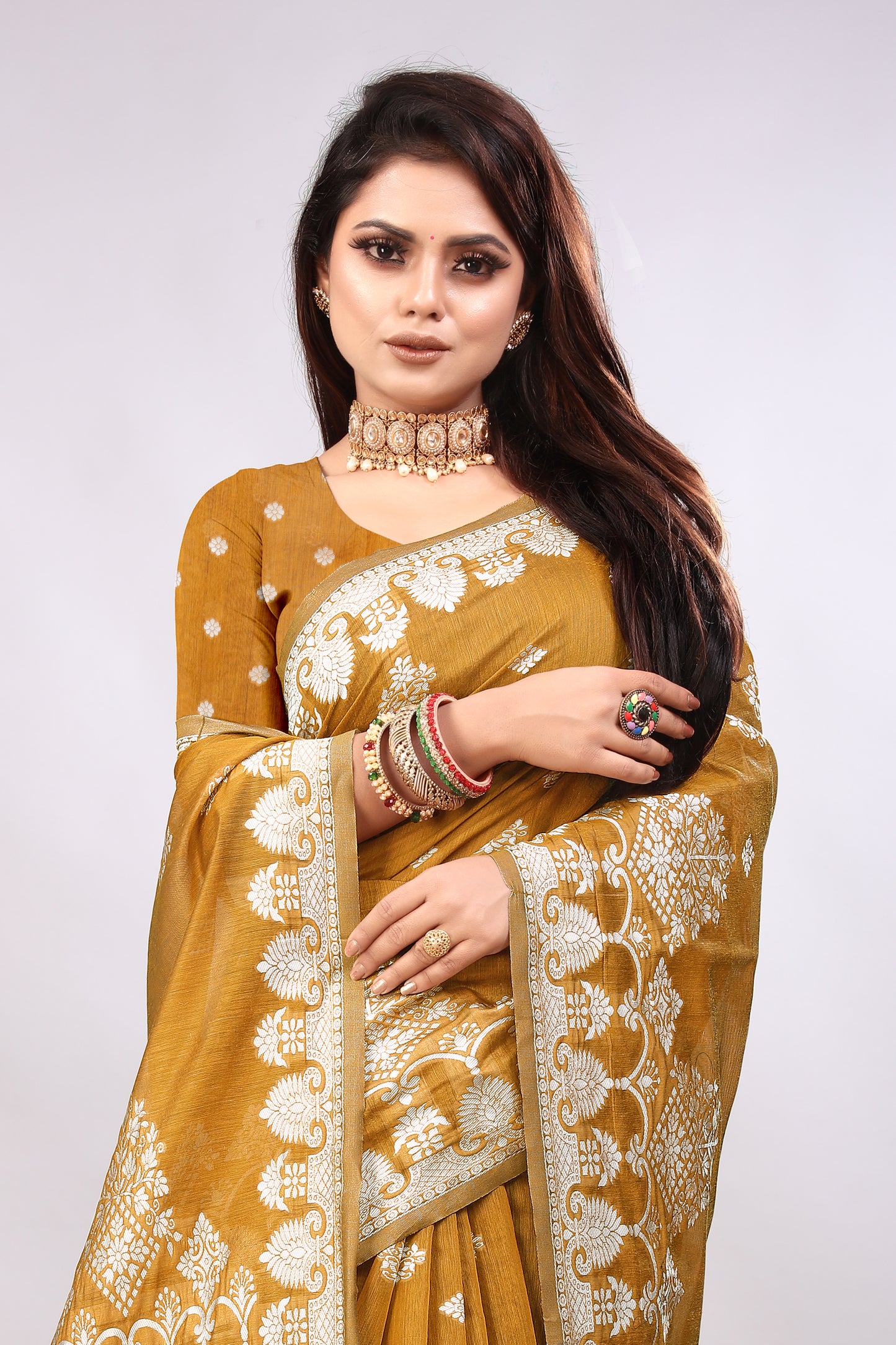 Delightful Exclusive Attractive Designer Bollywood Saree For Women Soft Lichi Silk saree with Rich Pallu & Meenakari with Weaving Border ( Rapair Flower - Yellow )