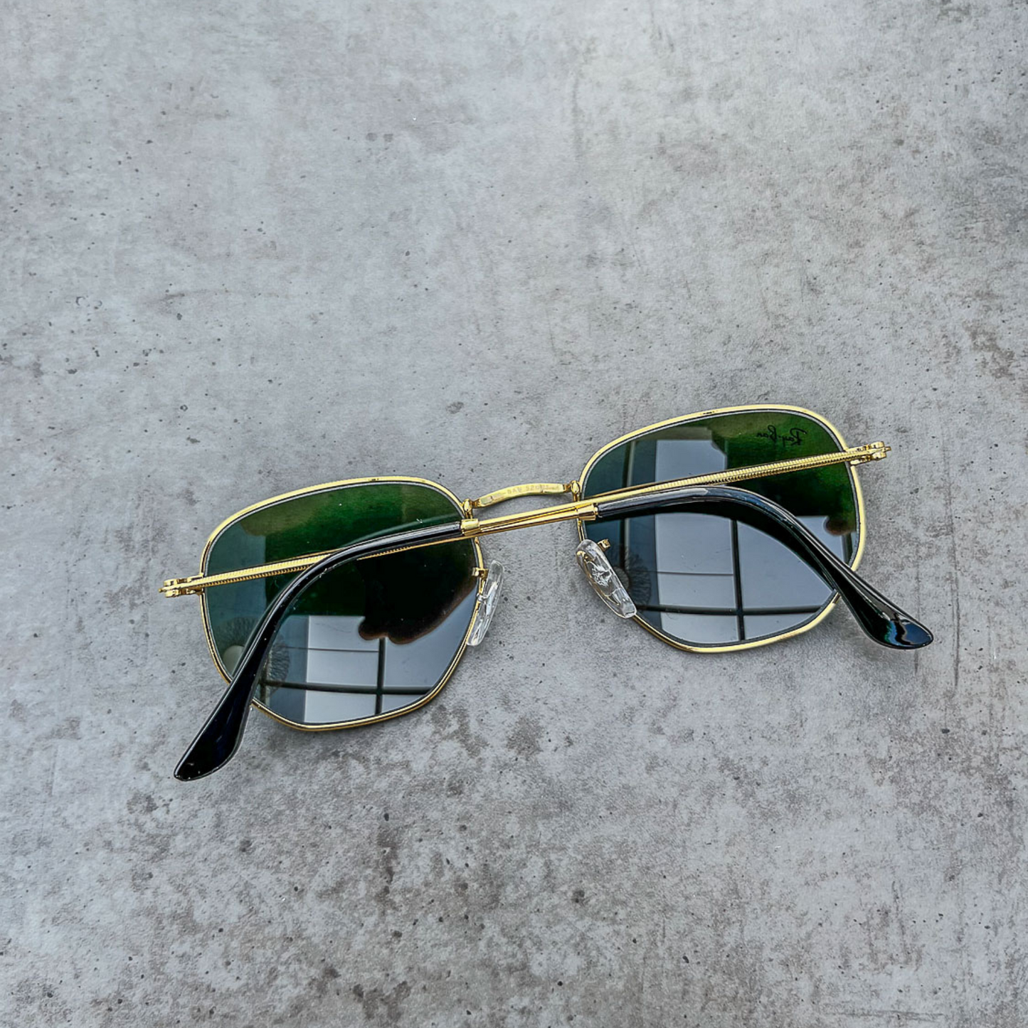 RAY-BAN New Stylish Attractive Green & Gold 3447 Round Sunglass For Unisex