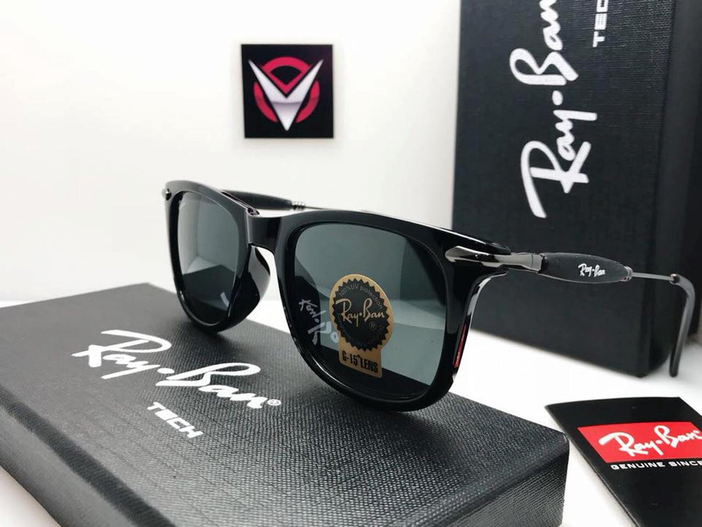 RAY-BAN Black & Black 2148 Square Trendy Hot Favourite Wintage Sunglass For Unisex.