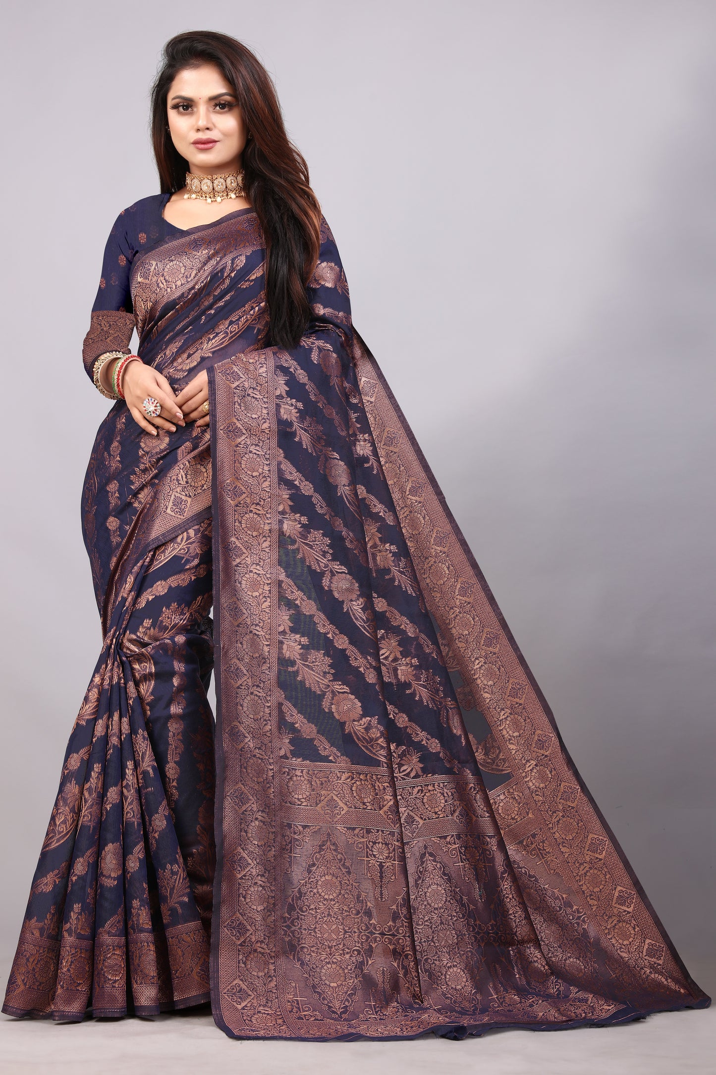 Delightful Exclusive Attractive Designer Bollywood Saree For Women Soft Lichi Silk saree with Rich Pallu & Meenakari with Weaving  Border ( Rapair Leriya - Nevy Blue )