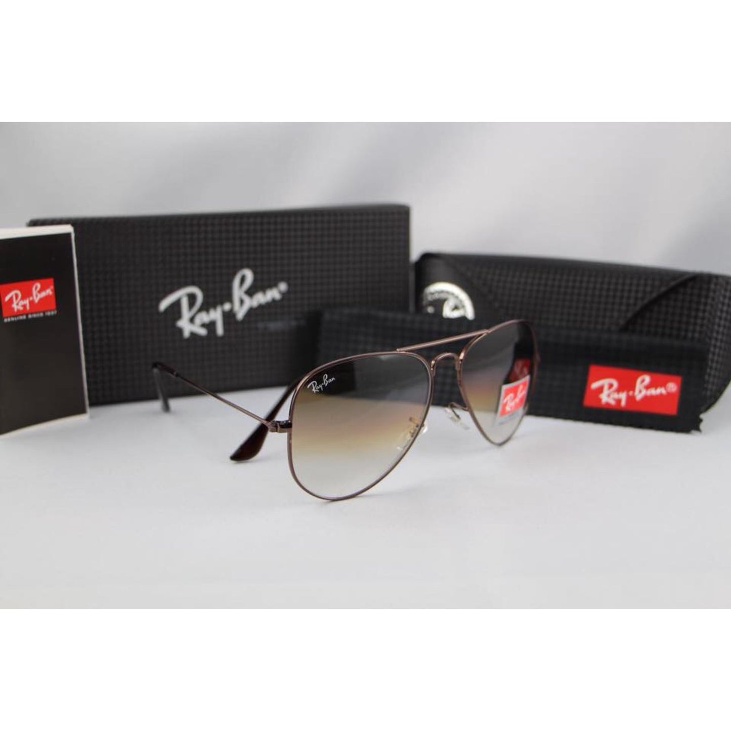 Top Trendy Hot Favorite All Season Special Vintage Ray Ban Fancy Sunglass For Daily Causal Evergreen UV Protected For Unisex.