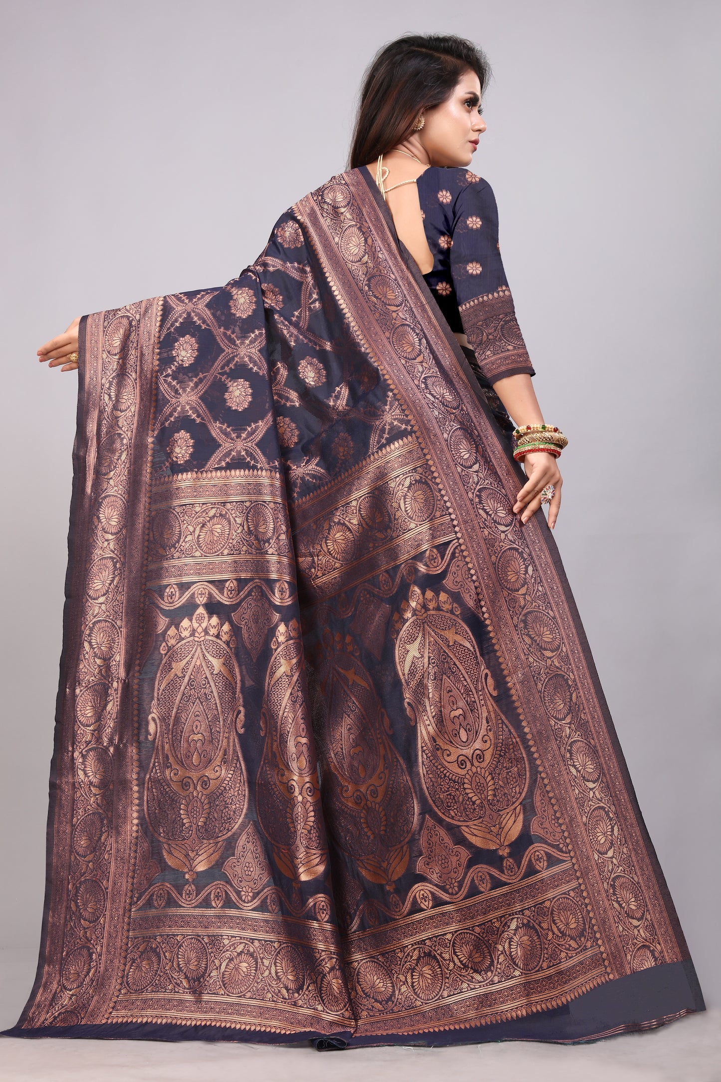 Delightful Exclusive Attractive Designer Bollywood Saree For Women Soft Lichi Silk saree with Rich Pallu & Meenakari with Weaving  Border ( Rapair Leriya 02 - Nevy Blue )