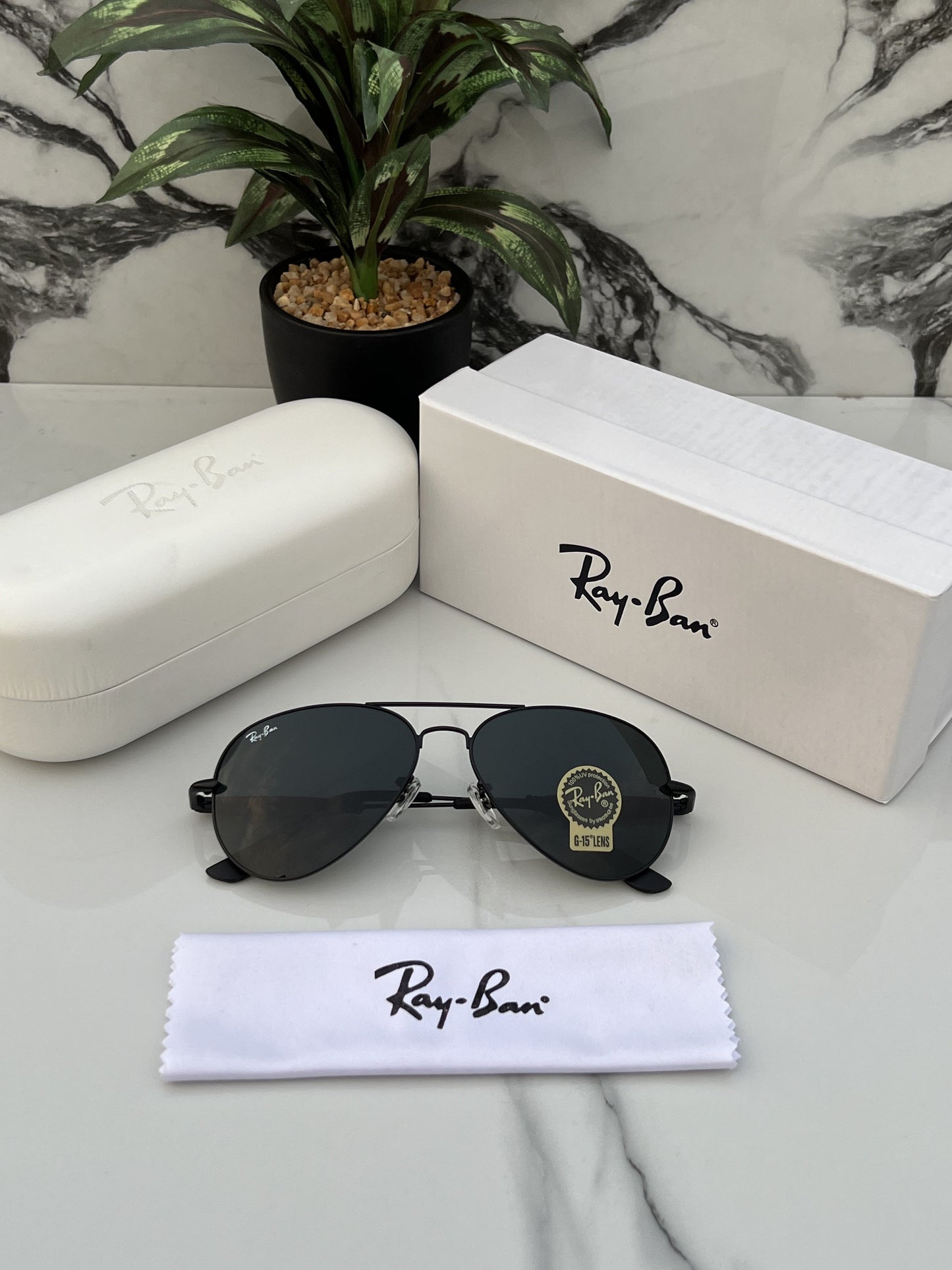 Latest Fancy All Season Special Ray Ban RB Oval Trending Hot Favorite Fashionable Sunglass For Unisex.