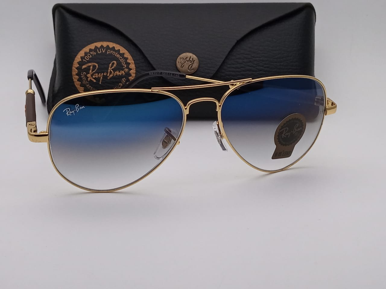 Blue Shade & Gold 3517 Oval Trendy Hot Favourite Wintage Sunglass For Unisex.