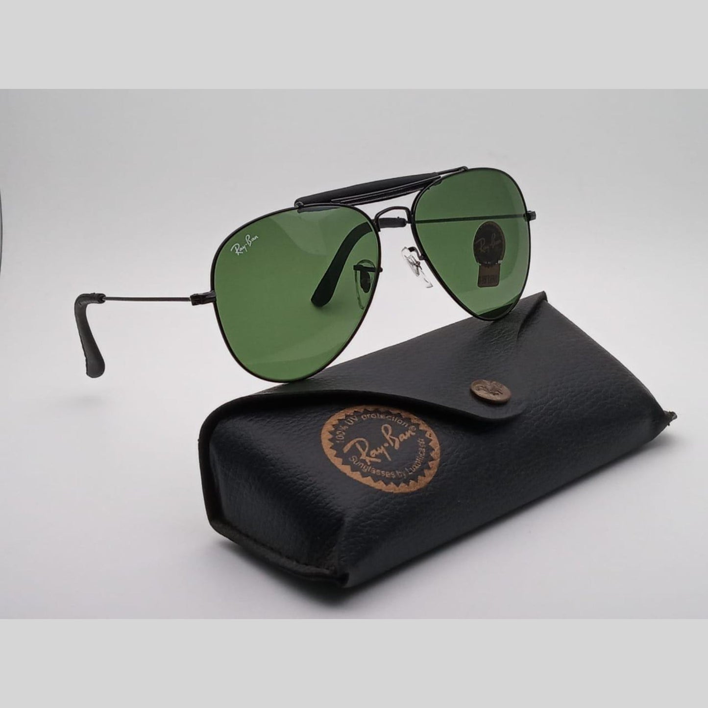 RAY-BAN New Attractive Looking Green & Black 3422 Fancy Aviator Bridge Sunglass For Unisex