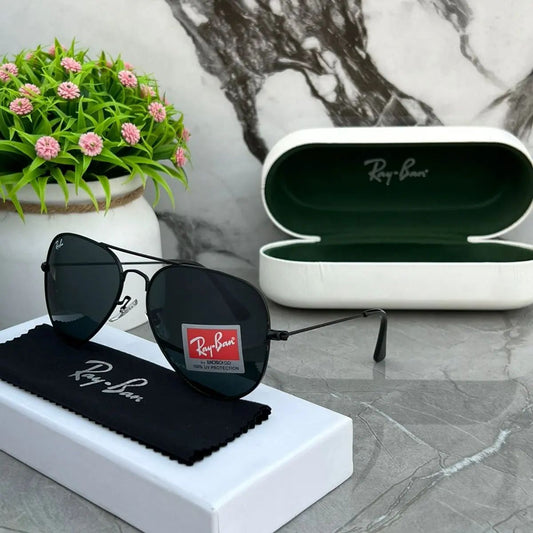 RAY-BAN Black & Black 3026 Aviator Hot Favourite Wintage Sunglass For Unisex.