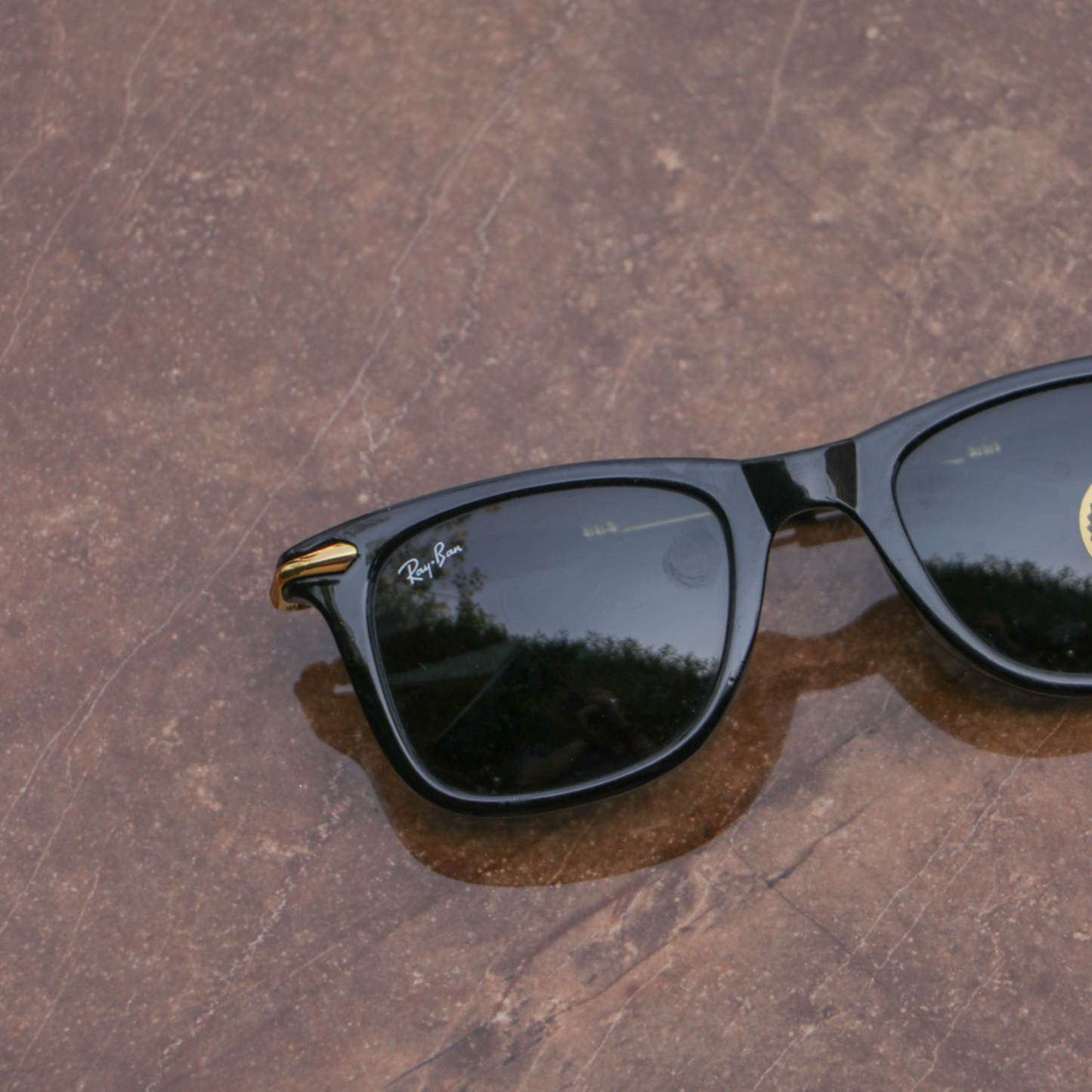 New Modern Addition Black & Gold 2148 Square Sunglass For Unisex